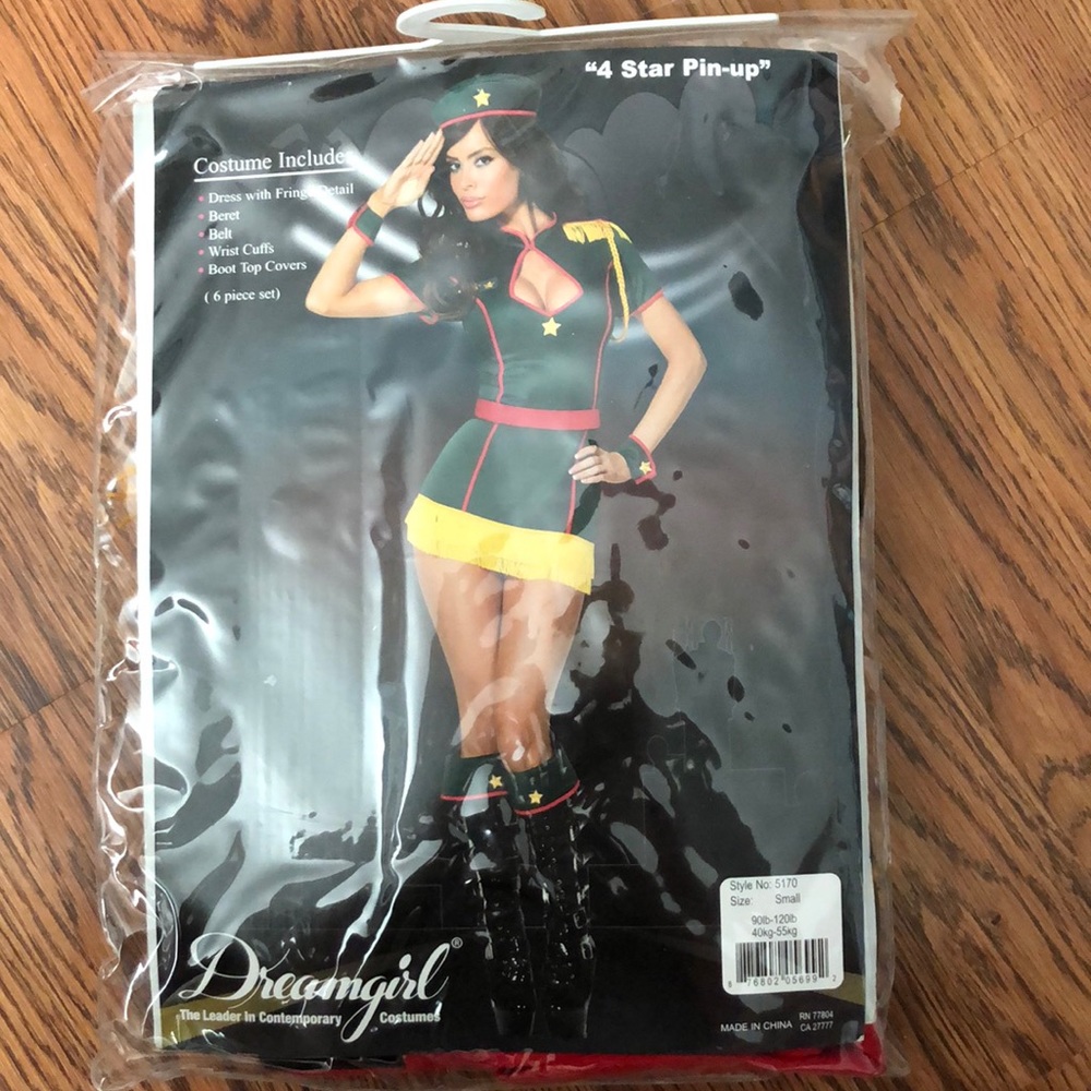 “4 Star Pin-up” costume. Like new.
